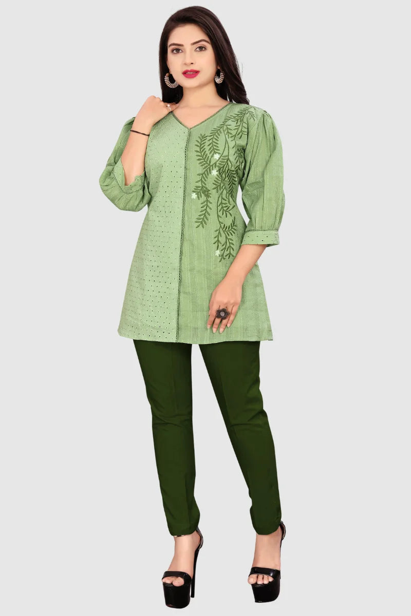 EMBROIDERED CHIKANKARI KURTA (GREEN)