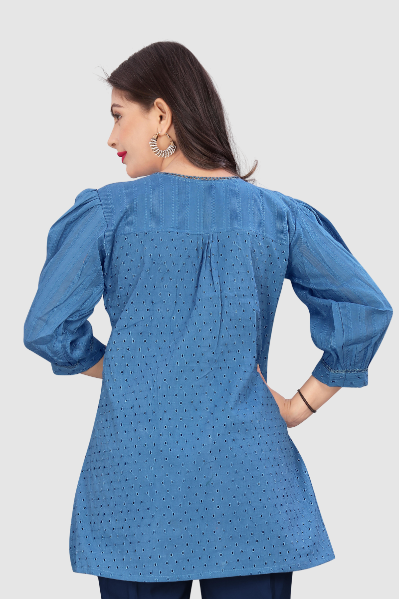 EMBROIDERED CHIKANKARI KURTA (BLUE)